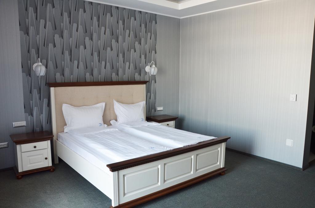 Hotel Spa Ice Resort Ghiroda Ngoại thất bức ảnh