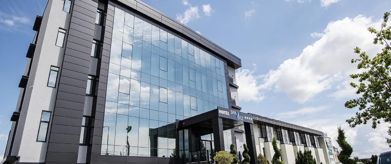 Hotel Spa Ice Resort Ghiroda Ngoại thất bức ảnh
